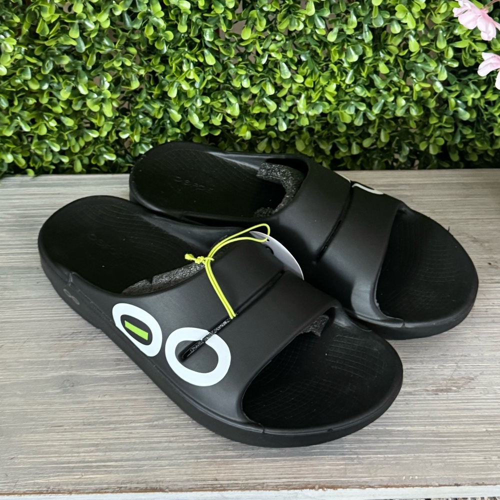NEW OOFOS Black Slide Sandals M9 W11